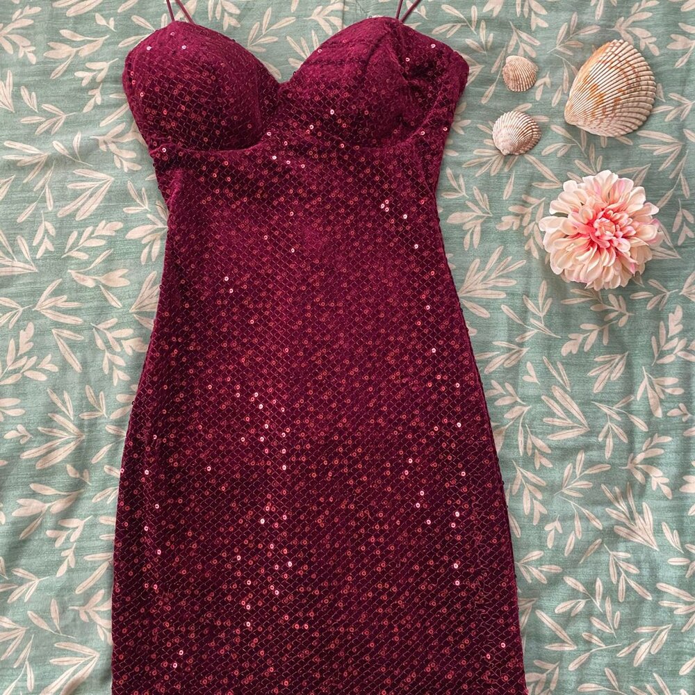 Party drees - Picture 2 of 3